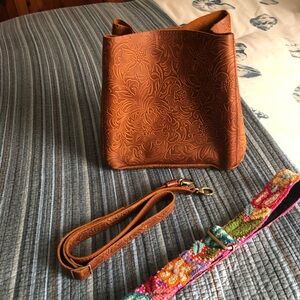 Portland Leather Meadow Butterfly bucket bag